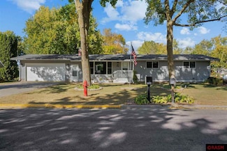 904 904 Nw 8th Ave Unit 904 8th Ave NW, Waseca, MN 56093