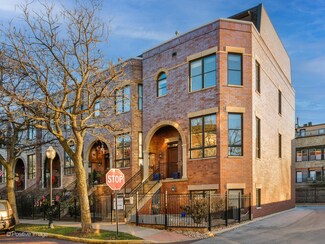 2630 N Hartland Ct, Chicago, IL 60614