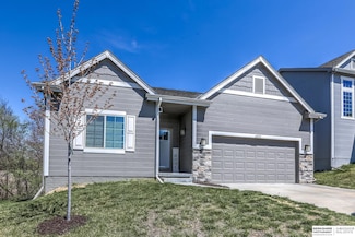 8212 King St, Omaha, NE 68122