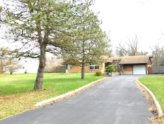 15 E 20th St, Lombard, IL 60148