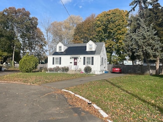 47 Guilford Ct, East Haven, CT 06512