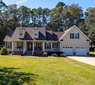 448 Santee Dr, Santee, SC 29142