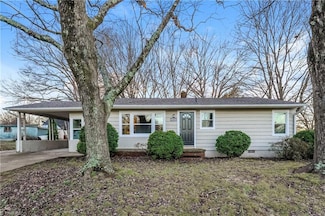 1207 Thomason St, Lexington, NC 27292