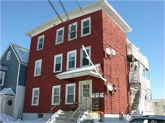 55 Lawrence St Unit 3, Salem, MA 01970