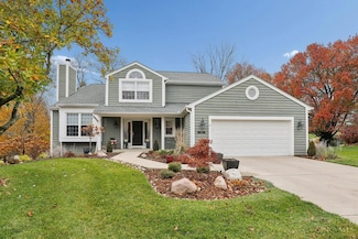 9850 Village View Ct, Cincinnati, OH 45241