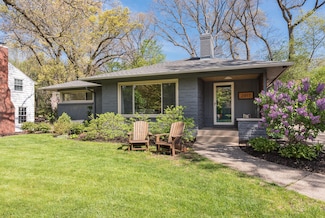 2017 Hall St SE, Grand Rapids, MI 49506