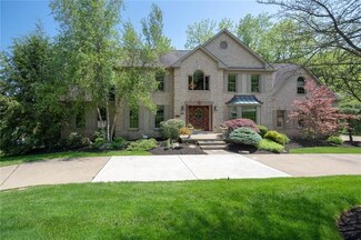 585 Mccombs Rd, Venetia, PA 15367
