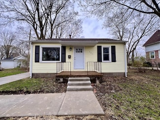 405 N Russell St, Champaign, IL 61821