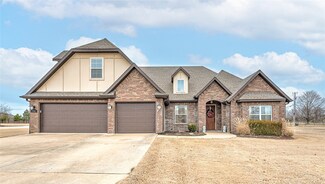 756 Tuscan Sun Ln, Springdale, AR 72762