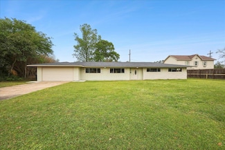 5690 Frost St, Beaumont, TX 77706