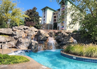 212 Dollywood Ln Unit 111, Pigeon Forge, TN 37863