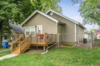 3604 Rollins Ave, Des Moines, IA 50312