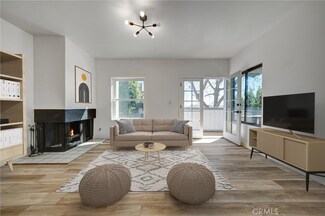 1133 N Clark St Unit 101, West Hollywood, CA 90069