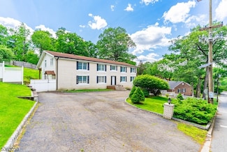 72 Francisco Ave, Little Falls, NJ 07424