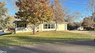 1616 S 7th St, Oskaloosa, IA 52577