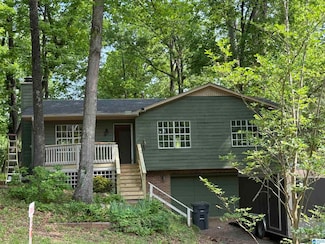 6828 Markham Dr, Trussville, AL 35173