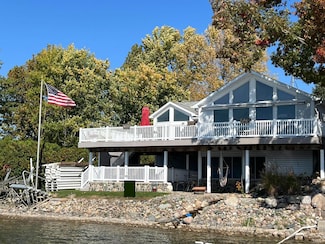 720 Ln 800 Snow Lake, Fremont, IN 46737