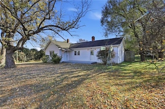 3868 Grayson Dr, Winston Salem, NC 27107