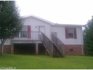 7752 W Pine St, Lowgap, NC 27024