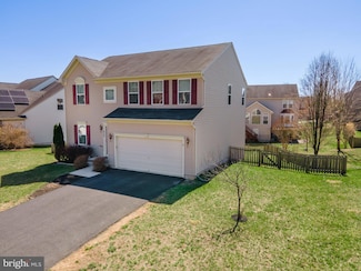 424 Maddex Farm Dr, Shepherdstown, WV 25443