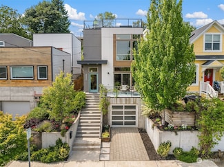 4535 34th Ave S, Seattle, WA 98118