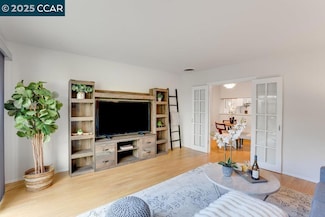 1411 Creekside Dr Unit 11, Walnut Creek, CA 94596