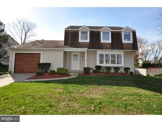 121 Red Stone Ridge, Delran, NJ 08075