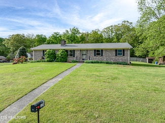504 Man o War Dr, Seymour, TN 37865
