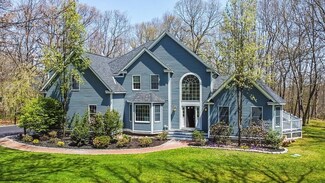 10 Old Harry Rd, Southborough, MA 01772