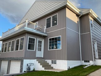 324 E Fountain St, Albert Lea, MN 56007