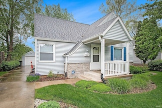 1213 E Bronson St, South Bend, IN 46615