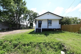 1419 E Victorson St, Houston, TX 77015
