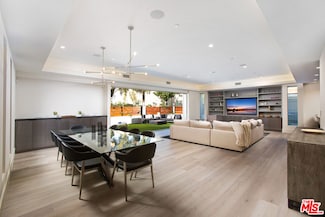 6064 Saturn St, Los Angeles, CA 90035