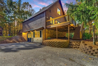 2240 Dugspur Rd, Callaway, VA 24067