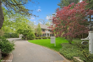 1098 Fisher Ln, Winnetka, IL 60093