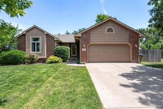 204 Cardinal Ct, Andale, KS 67001
