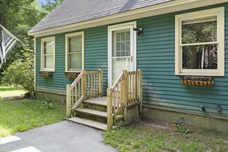 32 Otter Dr, North Waterboro, ME 04061