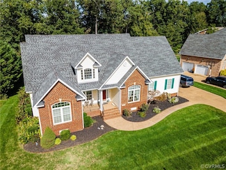 603 Waterfront Dr, Colonial Heights, VA 23834
