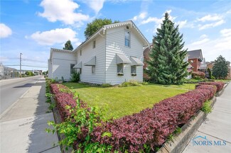 132 W Lincoln St, Findlay, OH 45840