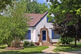 2734 Benjamin St NE, Minneapolis, MN 55418