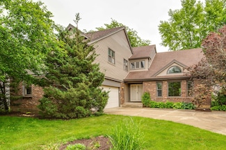 621 Raintree Rd, Buffalo Grove, IL 60089