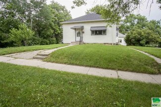 614 Iowa St, Sioux City, IA 51101