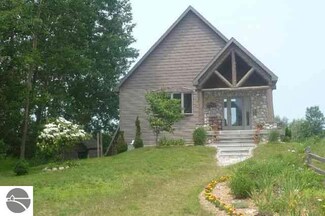 5570 Lake Ridge Trail, Frankfort, MI 49635