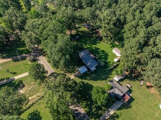 10928 Ferry Lake Rd, Oil City, LA 71061