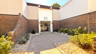 521 73rd St Unit 105, Downers Grove, IL 60516