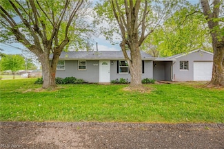 2505 Willowrow Ave NE, Canton, OH 44705