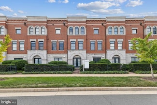 12160 Chancery Station Cir, Reston, VA 20190
