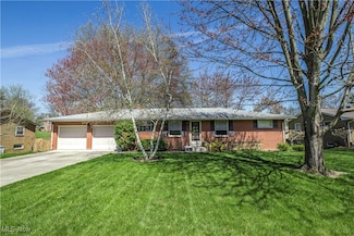 1015 40th St NE, Canton, OH 44714