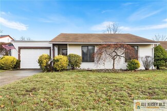 48 Juniper Plaza Unit 48C, Monroe Township, NJ 08831