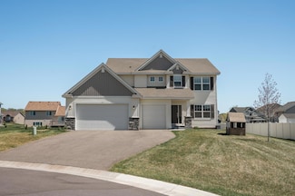 104 Hummingbird Way, Delano, MN 55328